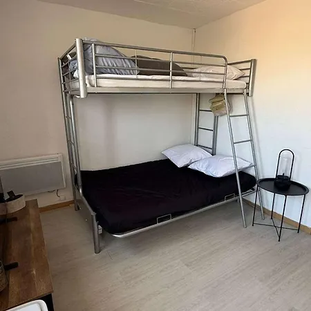 Aig168 Vue Port Avec Terrasse Parking Et Piscines *