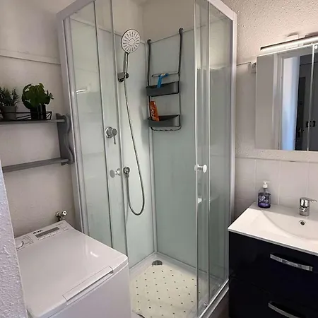Aig168 Vue Port Avec Terrasse Parking Et Piscines Lägenhet *