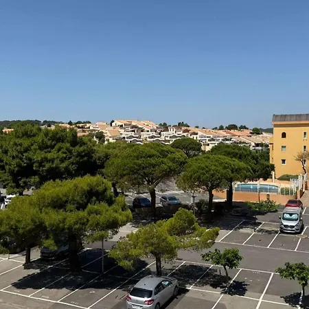 Lägenhet Aig168 Vue Port Avec Terrasse Parking Et Piscines